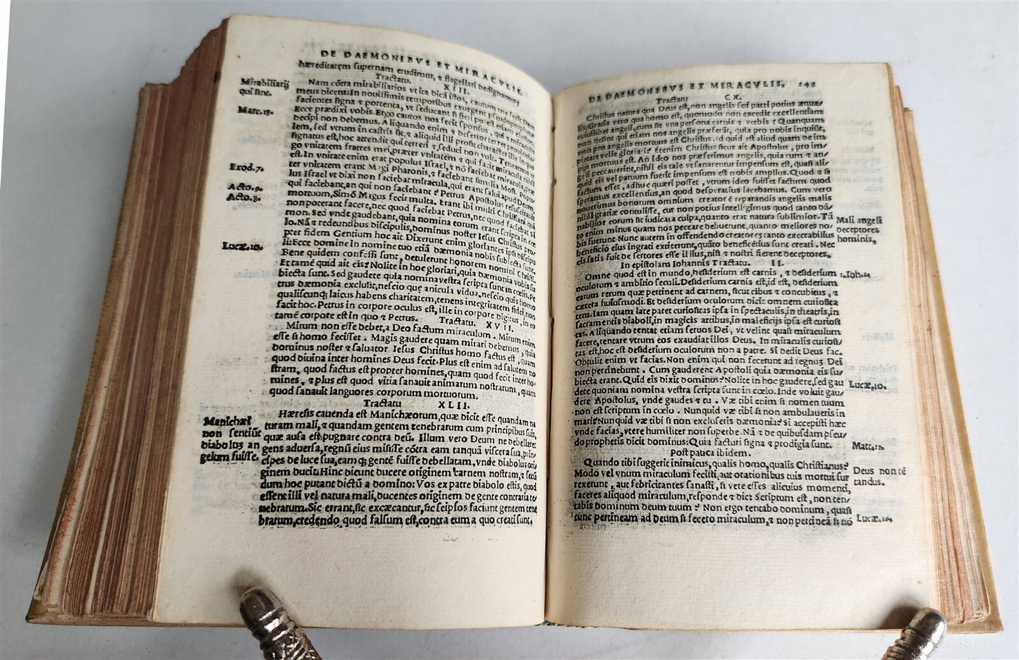 1542 OMNIUM OPERUM DIVI AURELII AUGUSTINI antique VELLUM BOUND 16th CENTURY