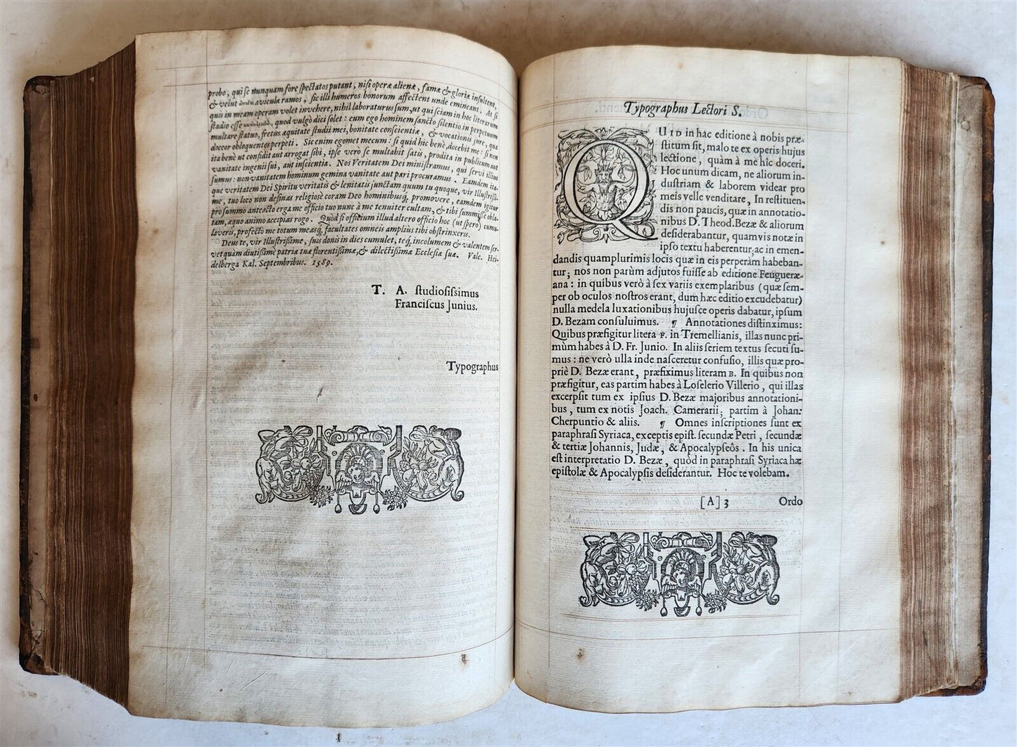 1593 BIBLE in LATIN antique LONDON ROBERT BARKER Old & New Testament FOLIO