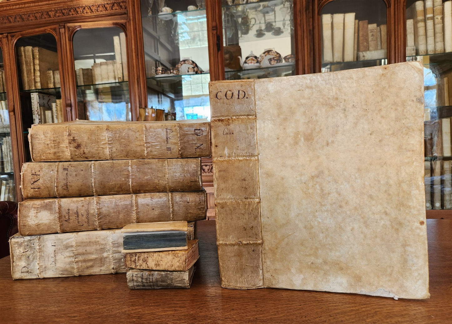 1557 LAW BOOK Corpus Juris Civilis CODICIS DN. IUSTINIANI antique FOLIO vellum