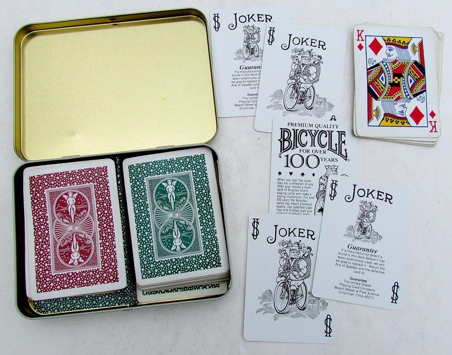 BICYCLE 2 DECKS PLAYING CARDS IN COLLECTIBLE TIN BOX