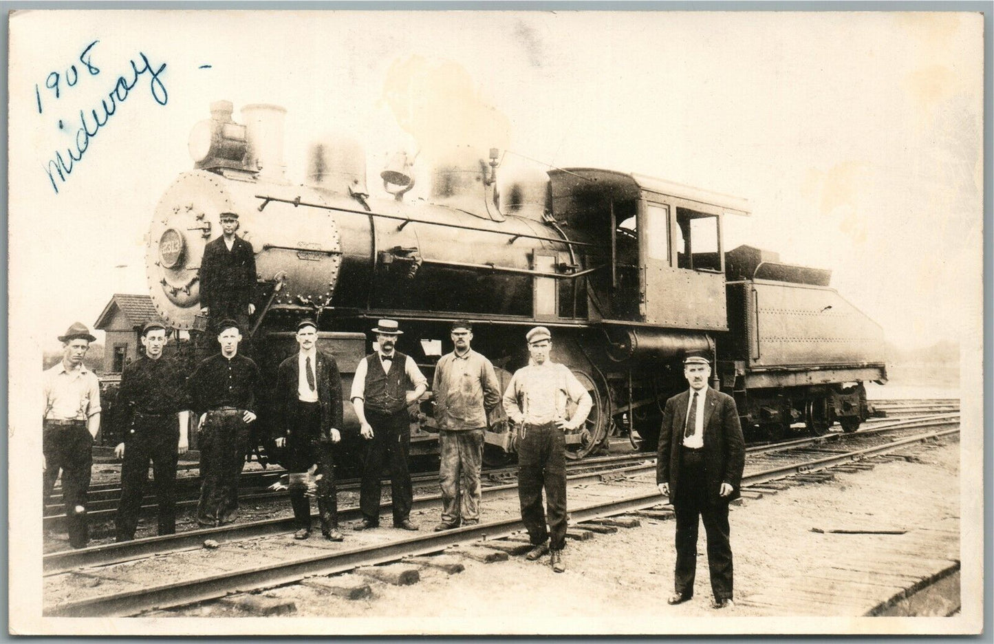 ENGINE TRAIN CREW 1908 MIDWAY RAILWAY railroad VINTAGE REAL PHOTO POSTCARD RPPC