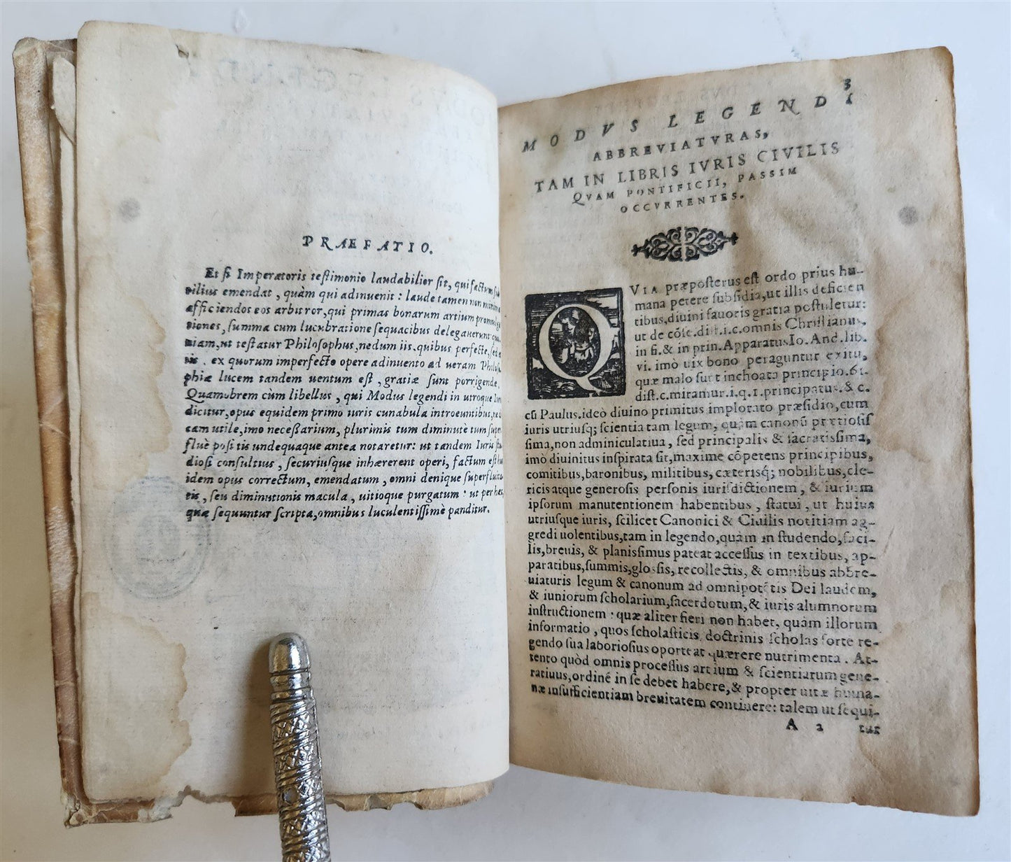 1572 METHOD of READING ABBREVIATIONS in CIVIL & CANON LAW antique VELLUM BOUND