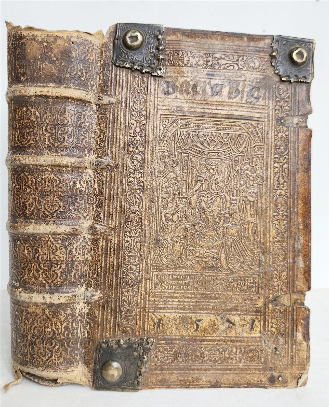 1571 BIBLE in LATIN ILLUSTRATED w/ 135 WOODCUTS antique PIGSKIN w/ METAL CORNERS