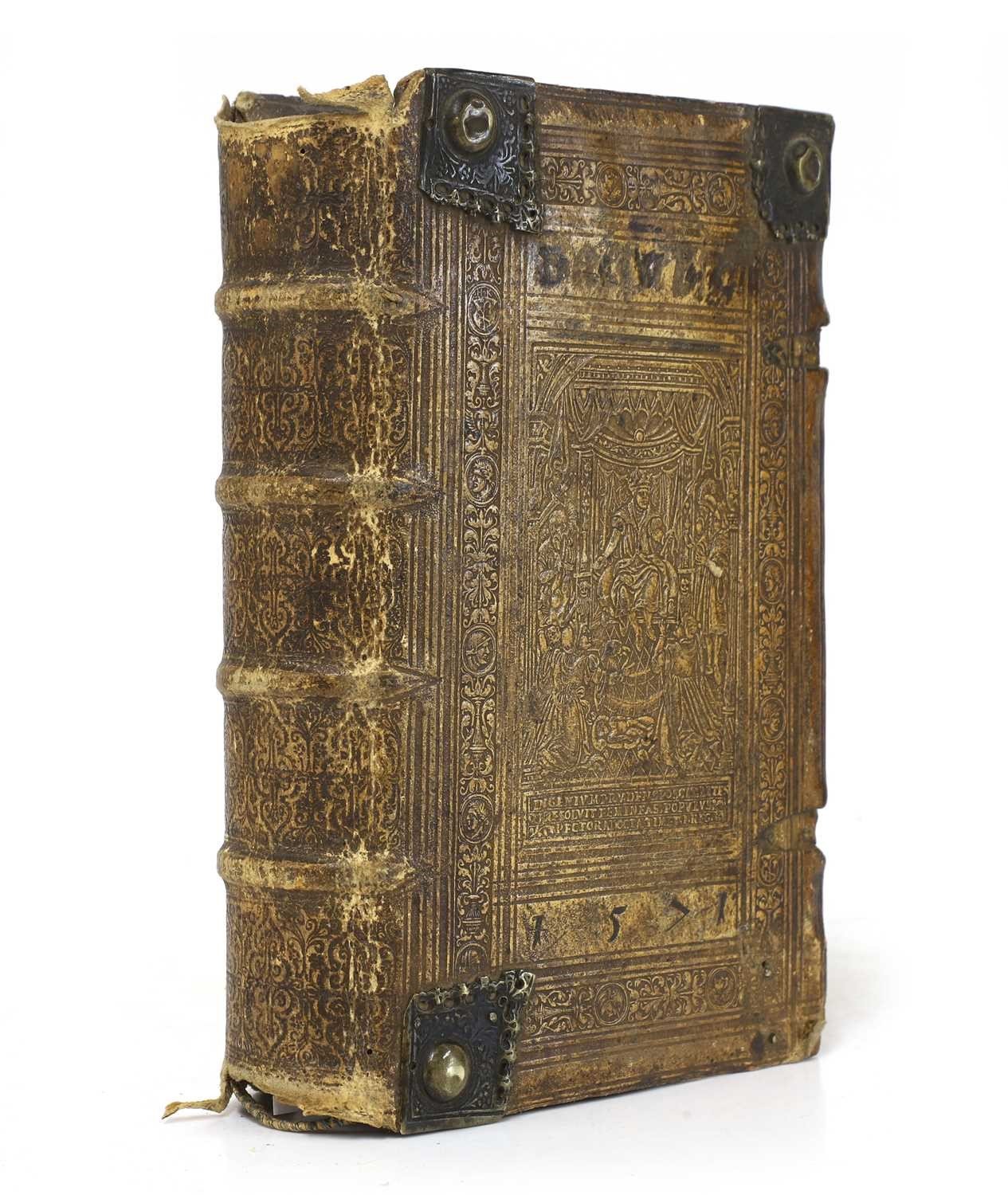 1571 BIBLE in LATIN ILLUSTRATED w/ 135 WOODCUTS antique PIGSKIN w/ METAL CORNERS