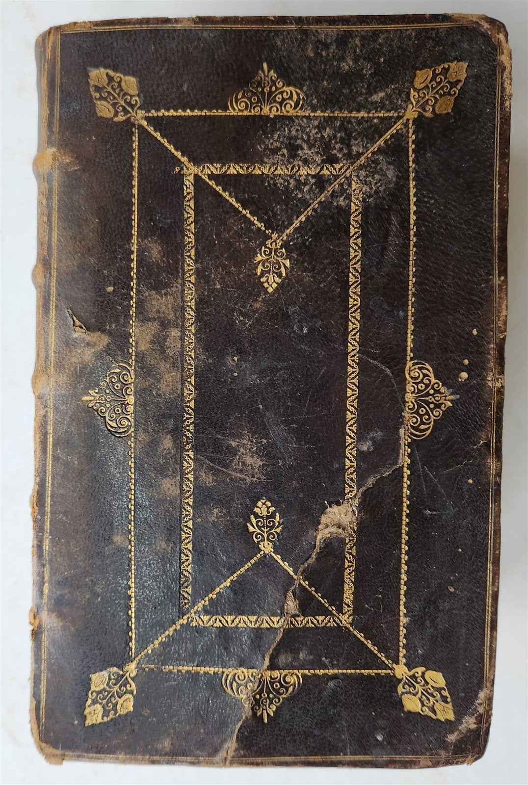 1699 BIBLE in ENGLISH OLD & NEW TESTAMENT antique Charles Bill & Thomas Newcomb