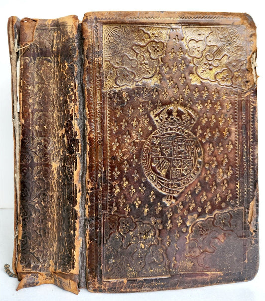 1638 BIBLE in ENGLISH antique COAT of ARMS of BRITISH KING CHARLES I BINDING