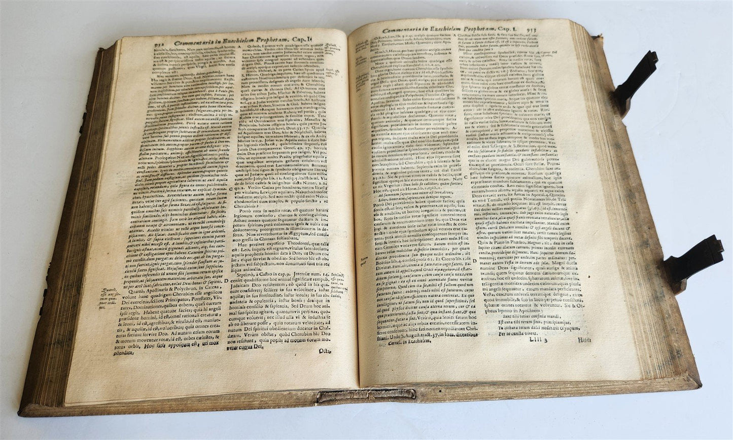 1727 COMMENTARIUS in IEREMIAM PROPHETAM THRENOS et BARUCH PIGSKIN FOLIO antique