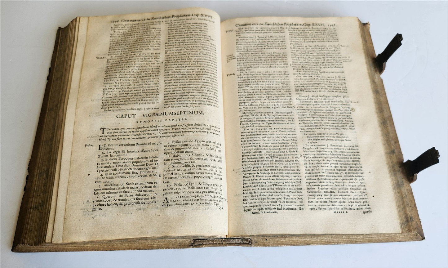 1727 COMMENTARIUS in IEREMIAM PROPHETAM THRENOS et BARUCH PIGSKIN FOLIO antique