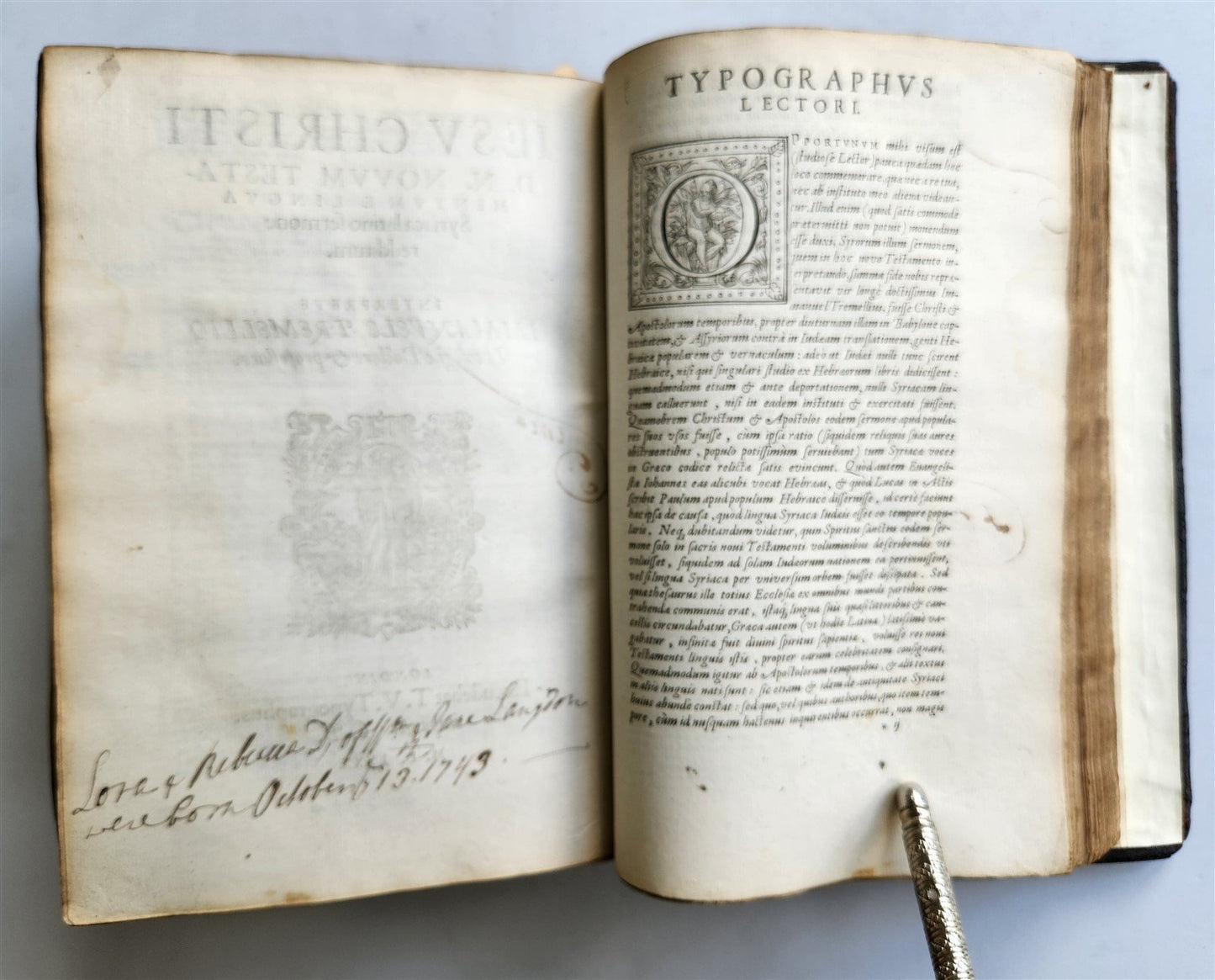 1580 BIBLE FIRST LATIN BIBLIA PRINTED in ENGLAND by Christopher Barker antique