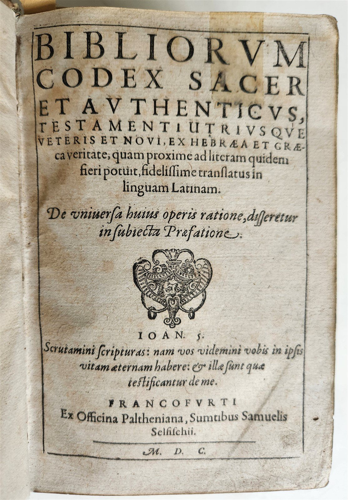 1600 BIBLE in LATIN ILLUSTRATED BIBLIA LATINA antique PIGSKIN BINDING 16th cent.
