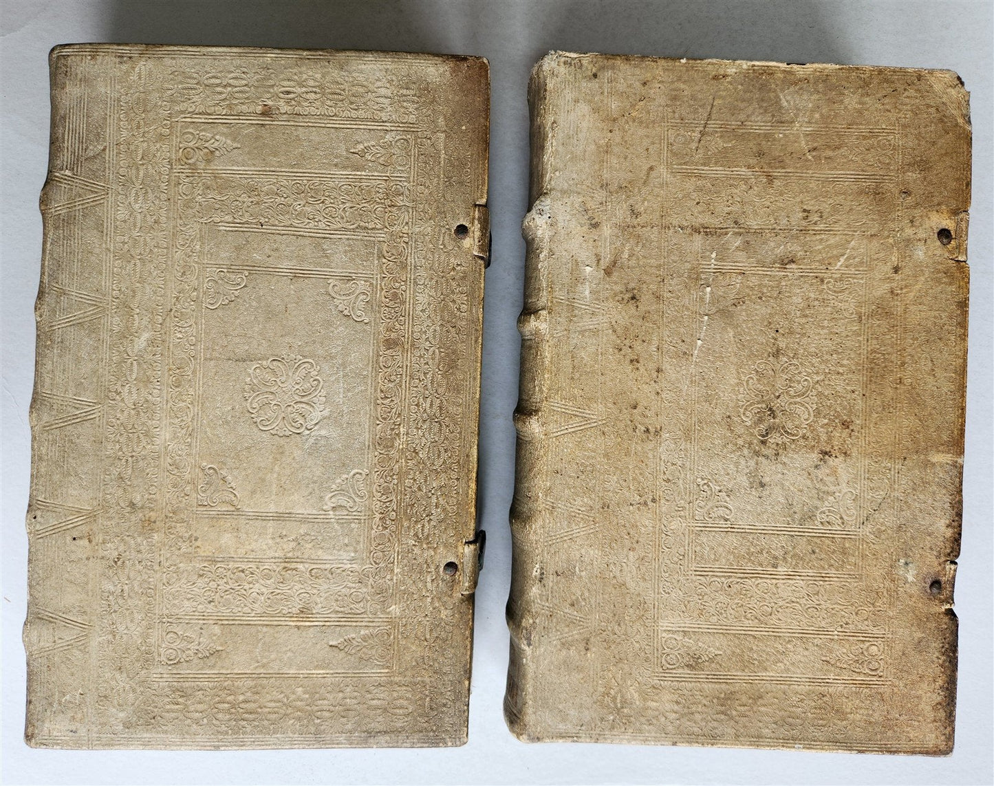 1737 BIBLE in LATIN & GERMAN 2 VOLUMES PIGSKIN BOUND FOLIO antique