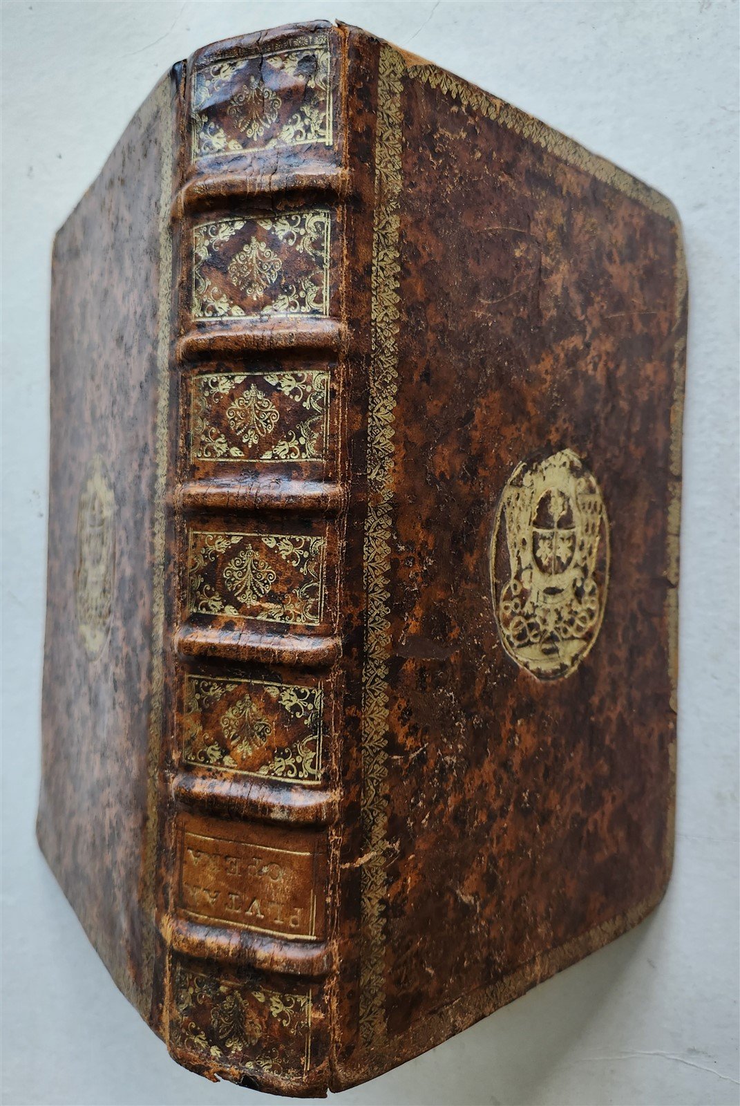 1532 PLUTARCH Vitae graecorum romanorum quae illustrium antique ARMORIAL FOLIO