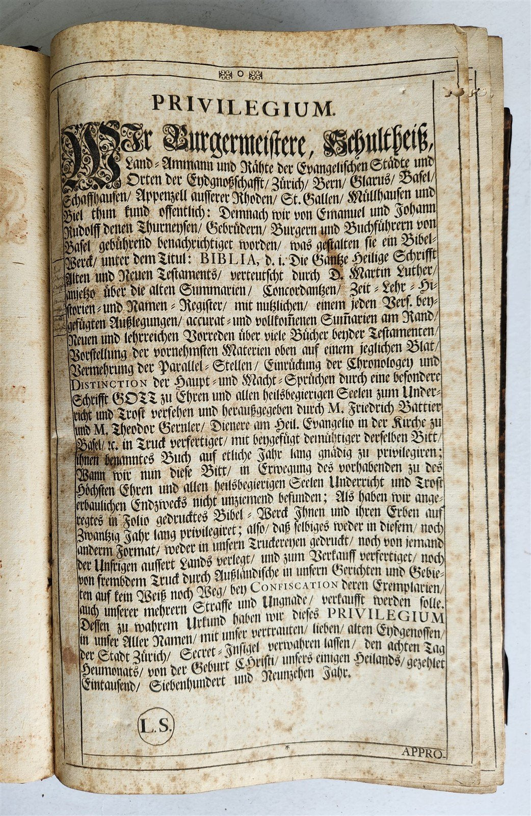 1720 BIBLE in GERMAN SWISS ILLUSTRATED antique FOLIO w/ BRASS FITTINGS