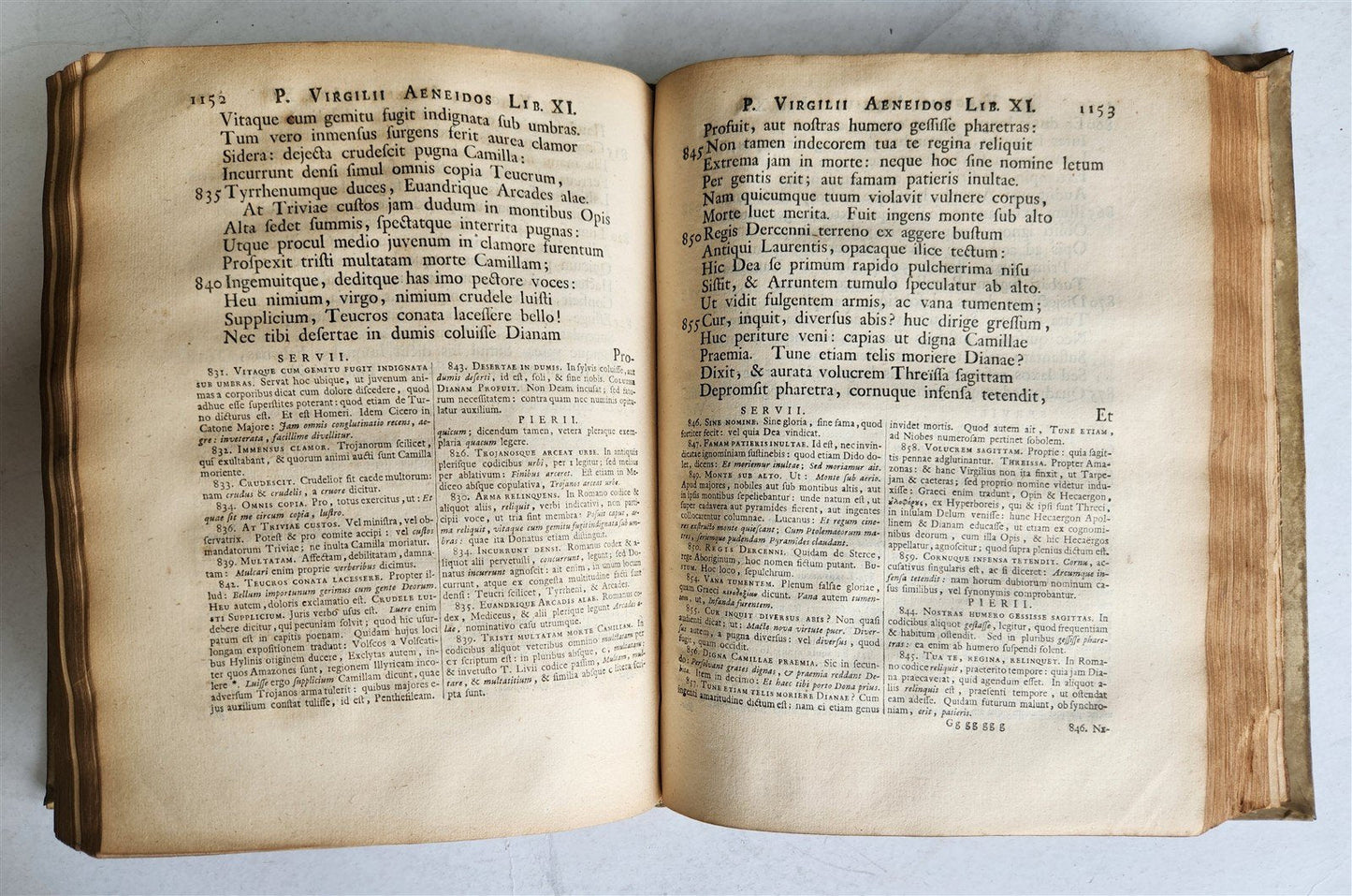 1717 VIRGIL OPERA 2 VOLUMES antique BLIND-STAMPED VELLUM BINDING illustrated