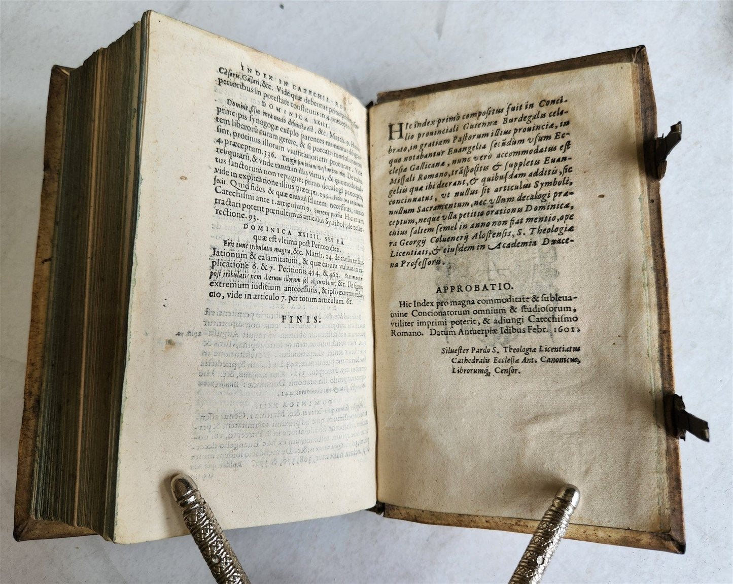 1601 CATECHISMUS by PLANTIN PRESS antique PIGSKIN over WOOD BINDING w/ CLASPS