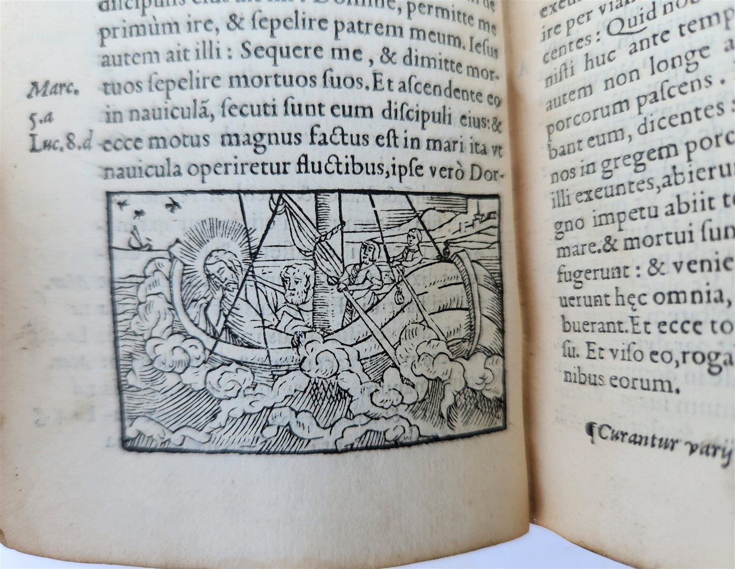 16th century BIBLE in LATIN ILLUSTRATED antique pocket size NEW TESTAMENT