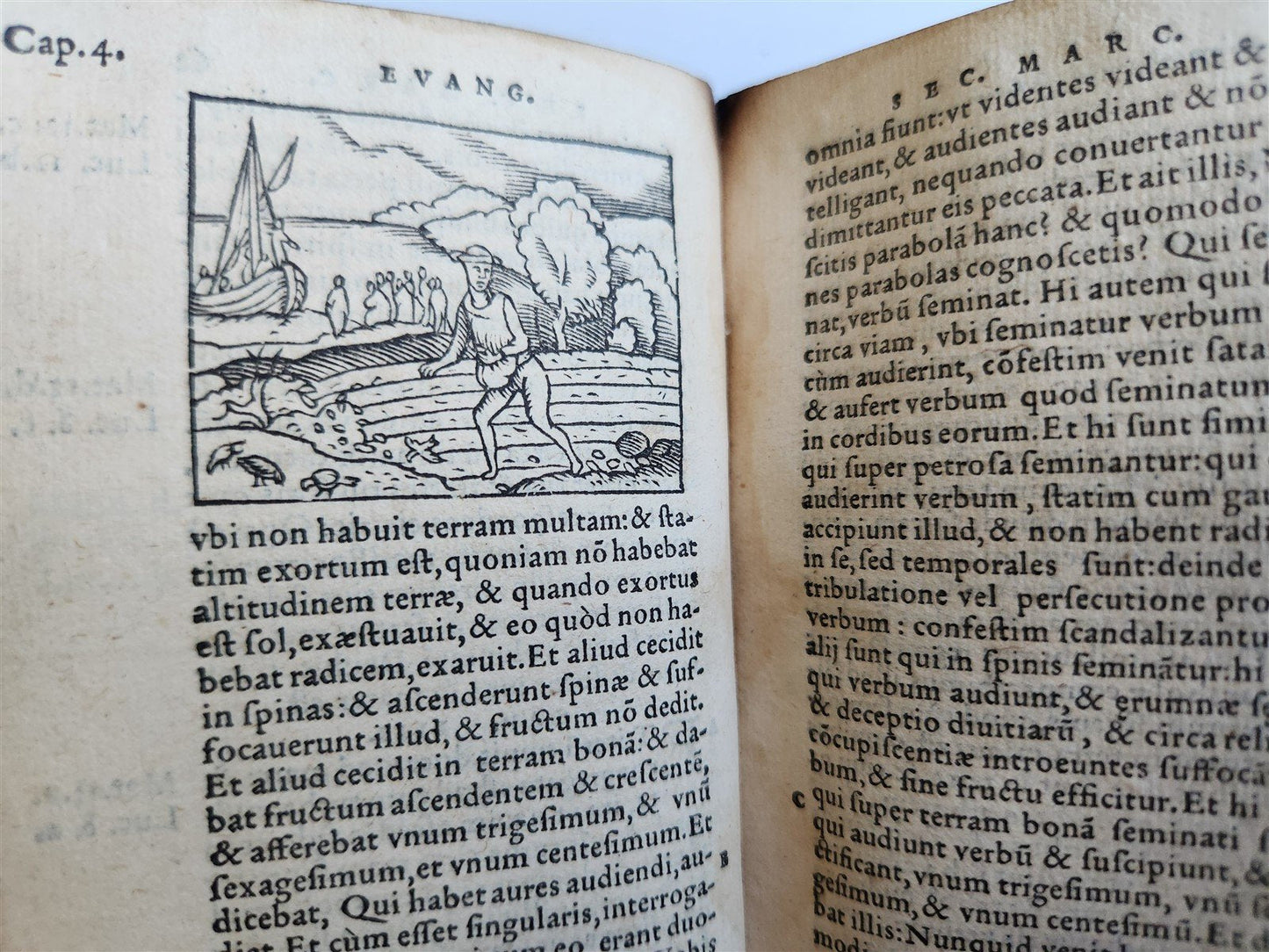 1555 BIBLE in LATIN NEW TESTAMENT ILLUSTRATED antique RARE POCKET SIZE EDITION