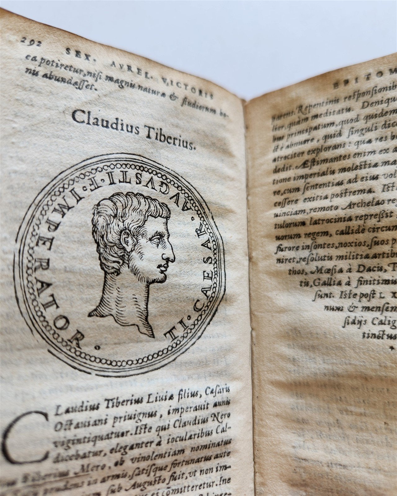 1568 HISTORY by POMPEY TROGUE antique ILLUSTRATED w/ ROMAN EMPERORS PORTRAITS