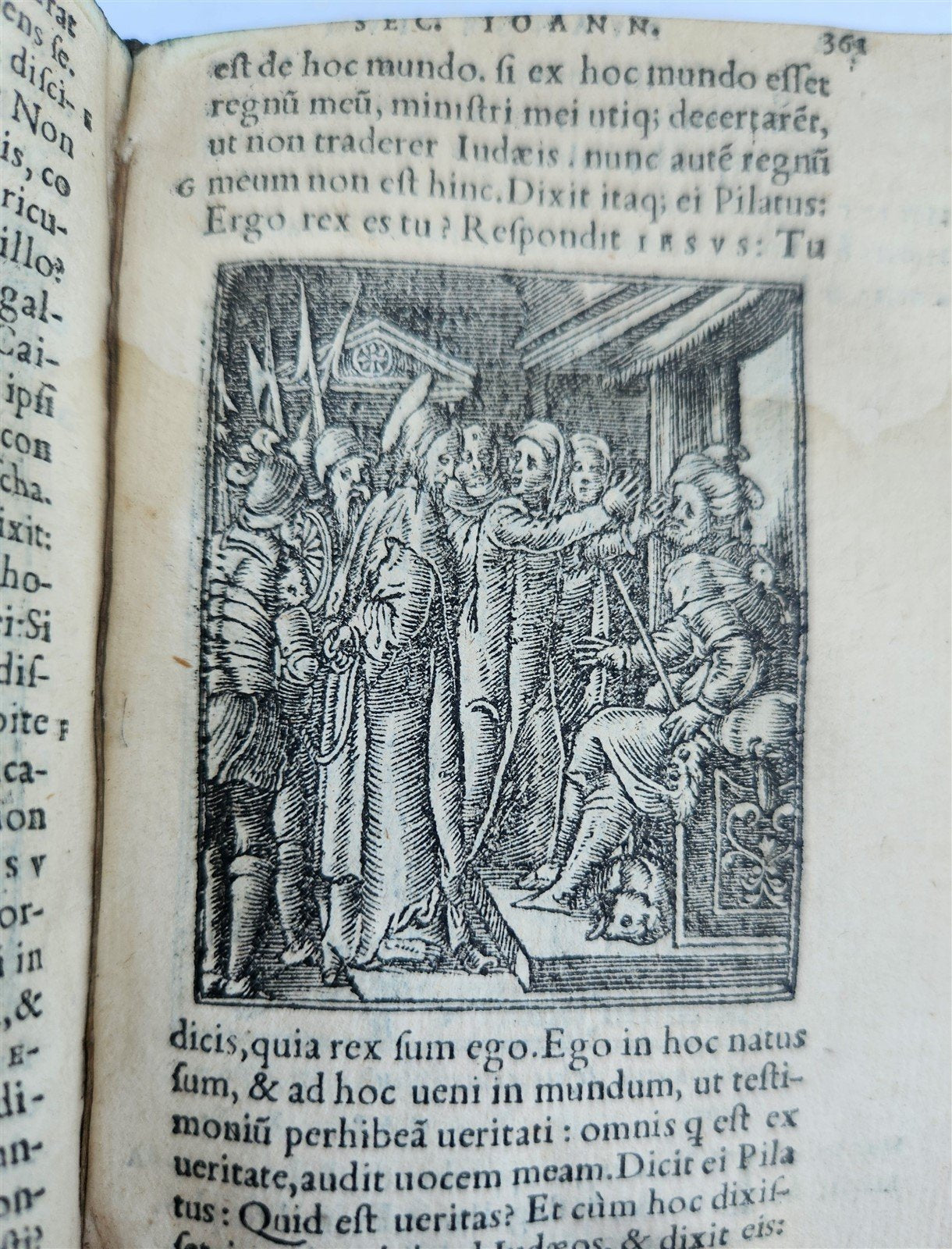1551 BIBLE in LATIN ILLUSTRATED w/ 108 WOODCUTS antique RARE pocket size VELLUM