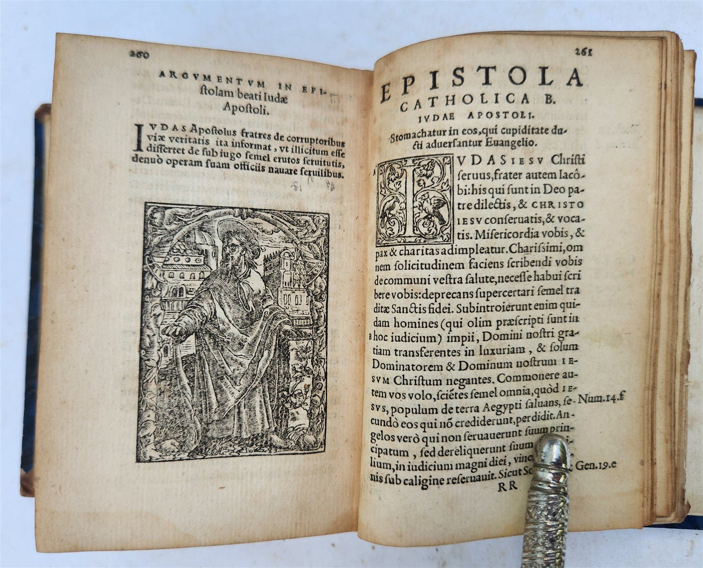 1546 BIBLE in LATIN FULLY ILLUSTRATED antique RARE pocket size NEW TESTAMENT