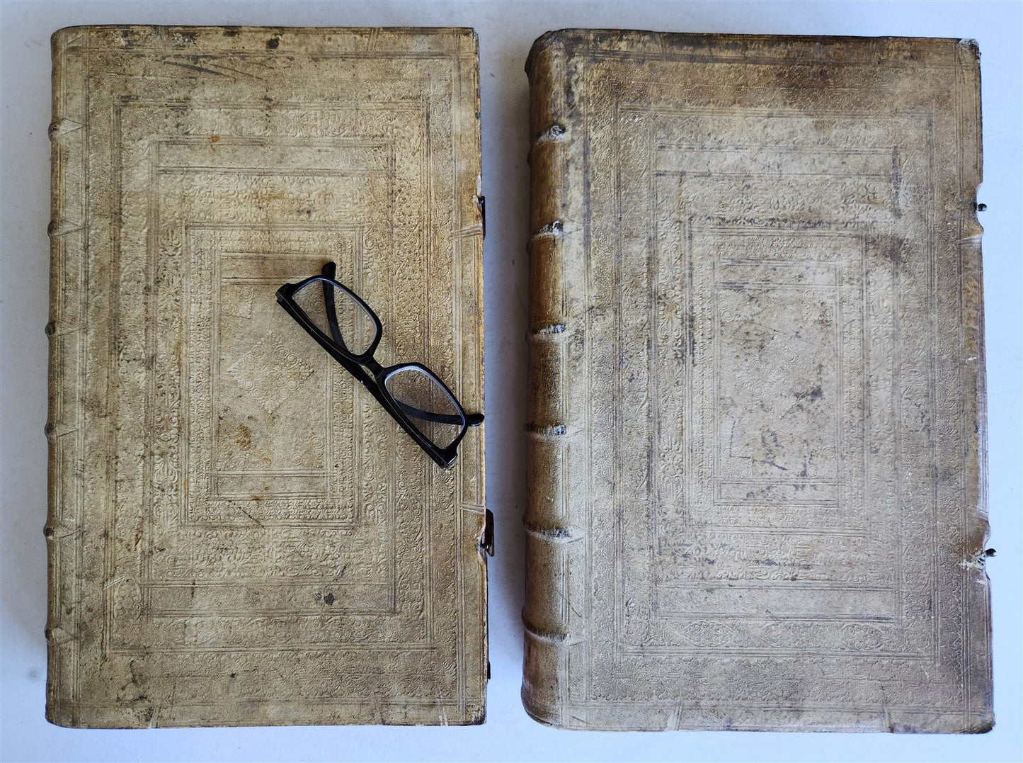 1696 ILLUSTRATED Specula physico-mathematico-historica antique 2 FOLIO VOLUMES