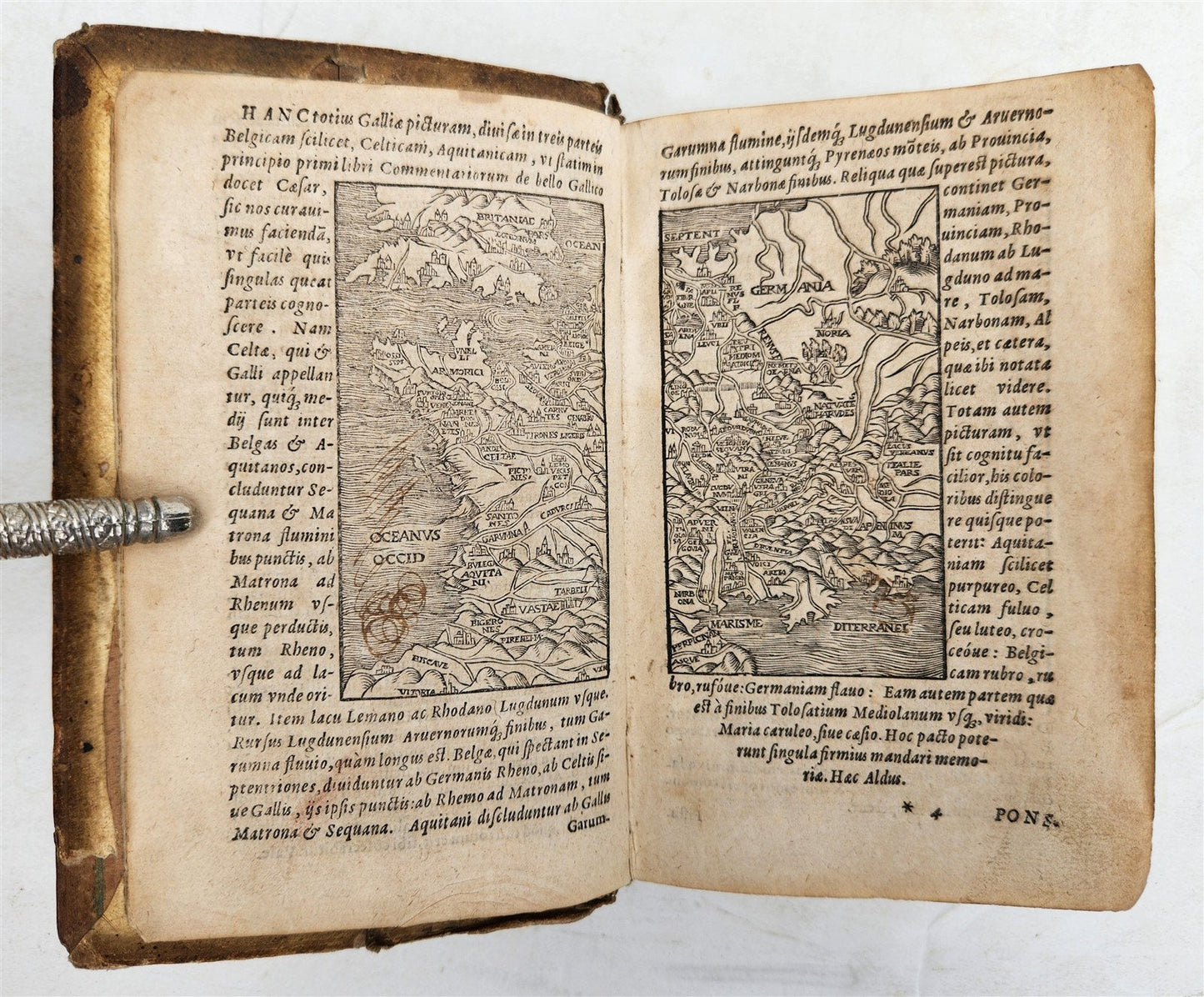 1579 JULIUS CAESAR ILLUSTRATED DE BELLO GALICO antique PIGSKIN BOUND 16th CENT.