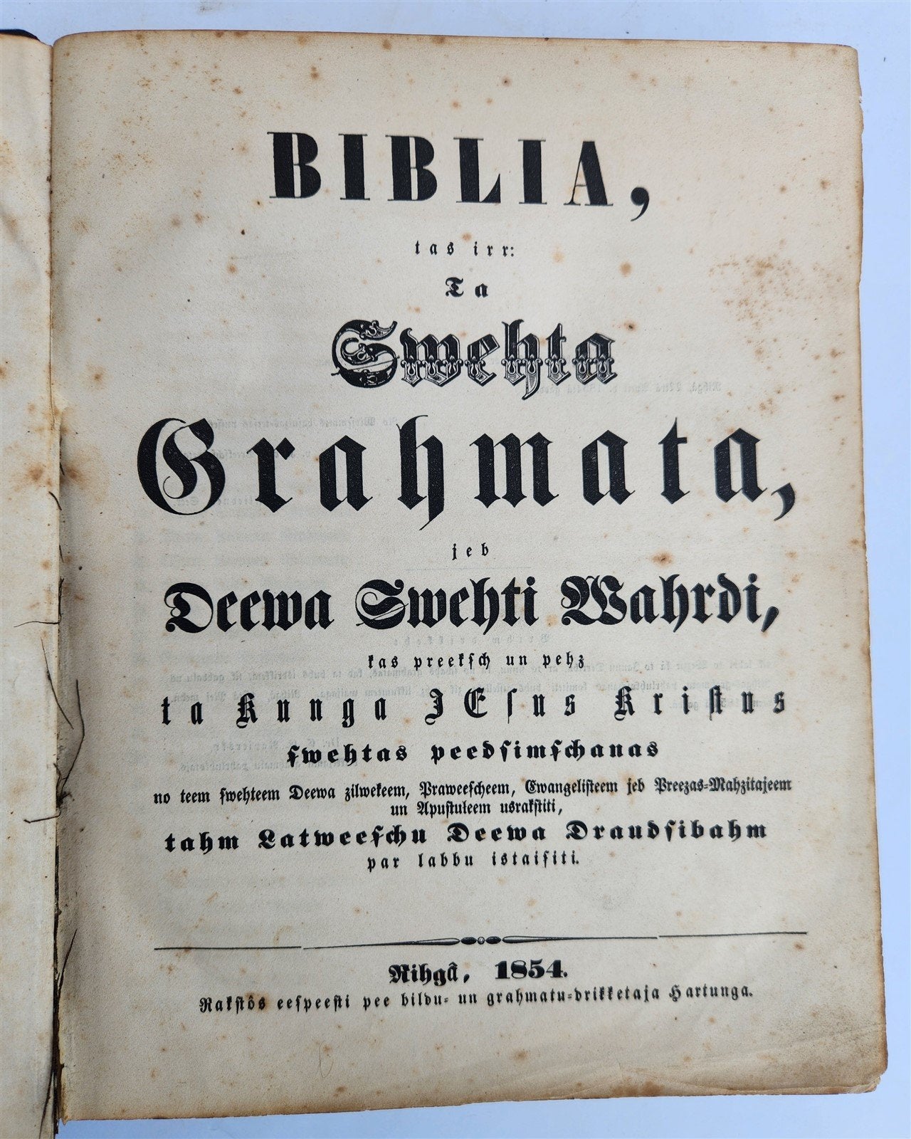 1854 BIBLE in LATVIAN antique PRINTED IN RIGA FOLIO