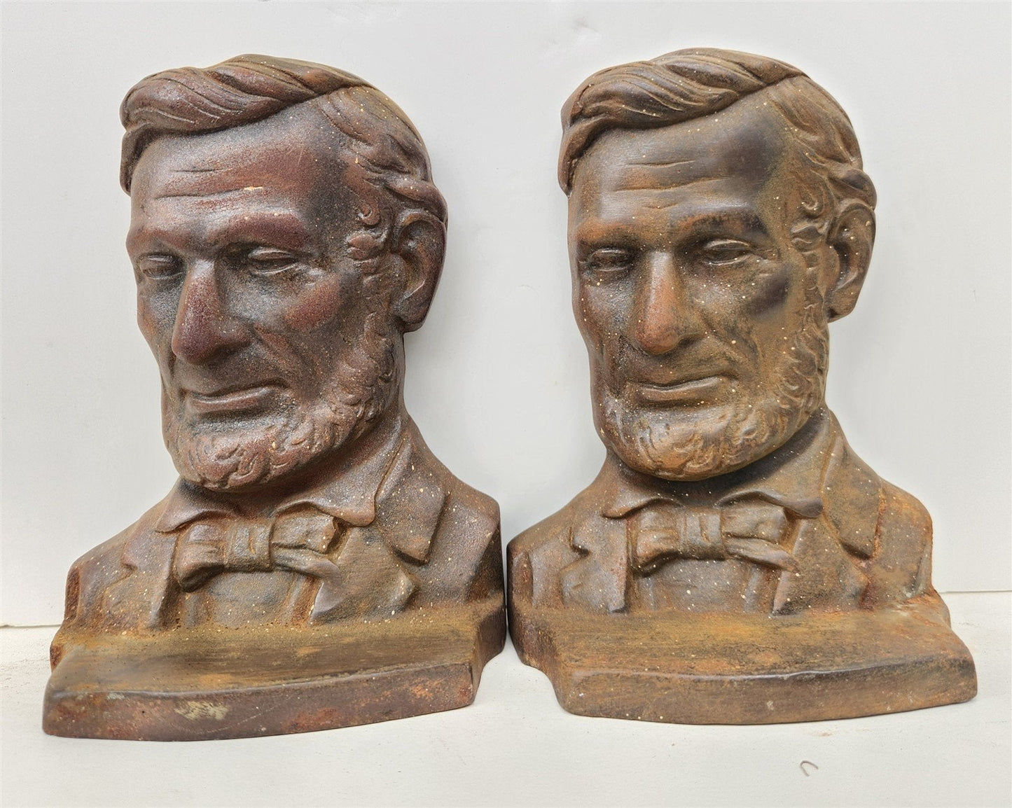 PRESIDENT LINCOLN PAIR of VINTAGE CAST IRON BOOKENDS