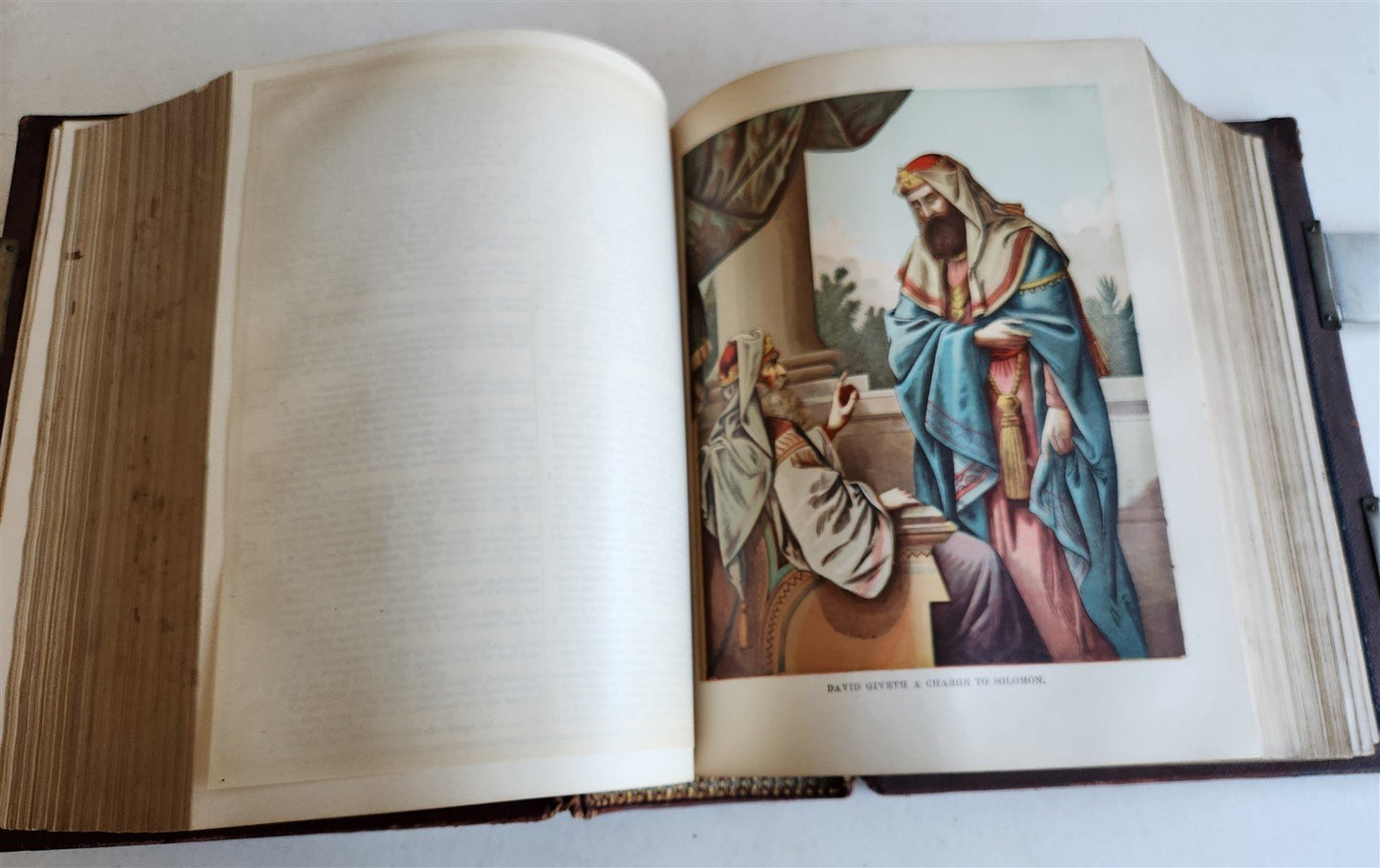 1900 BIBLE in ENGLISH ANTIQUE VICTORIAN MASSIVE FOLIO GUSTAVE DORE ILLUSTRATED