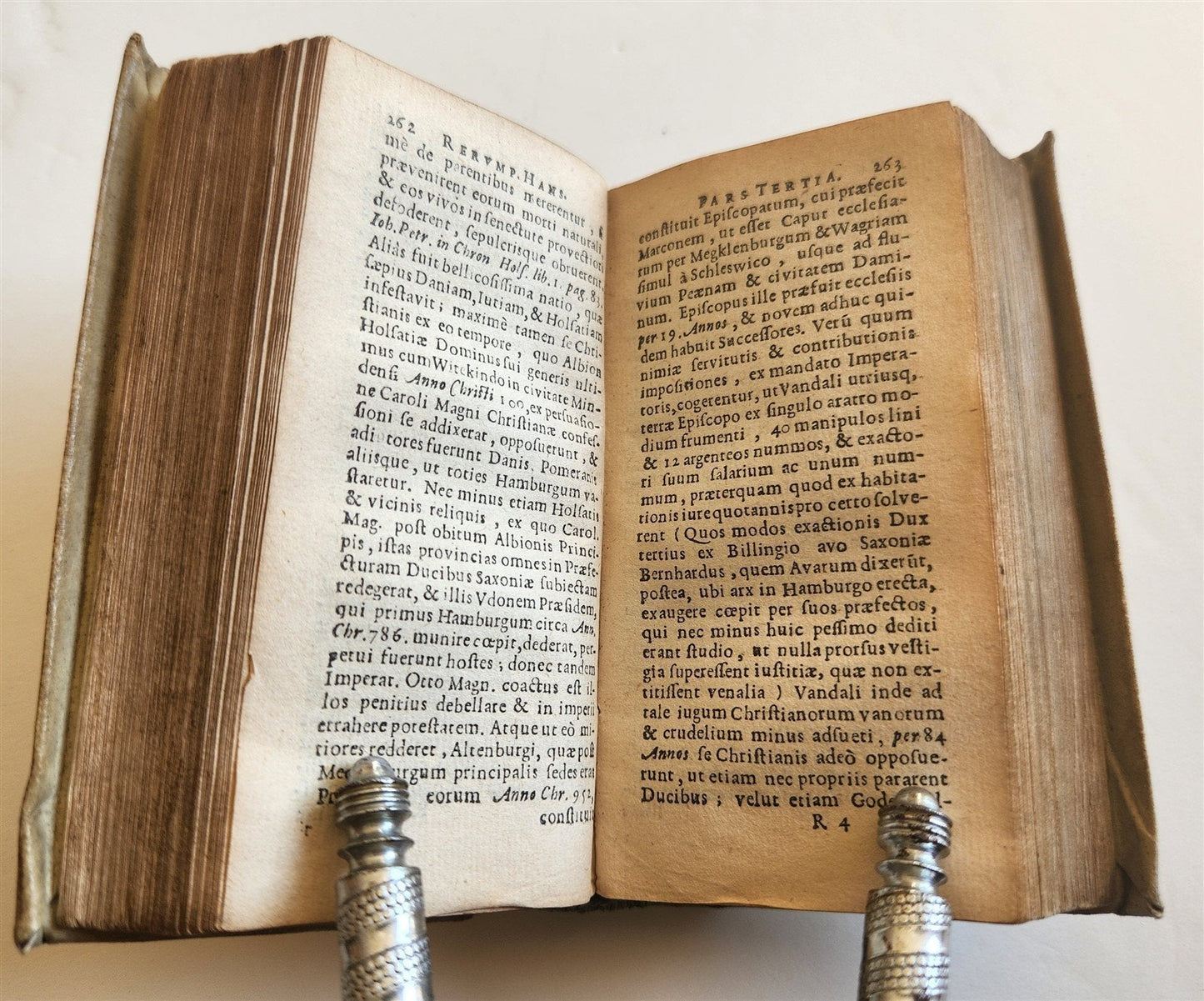1631 DE REBUS PUBLICIS HANSEATICIS antique VELLUM BOUND
