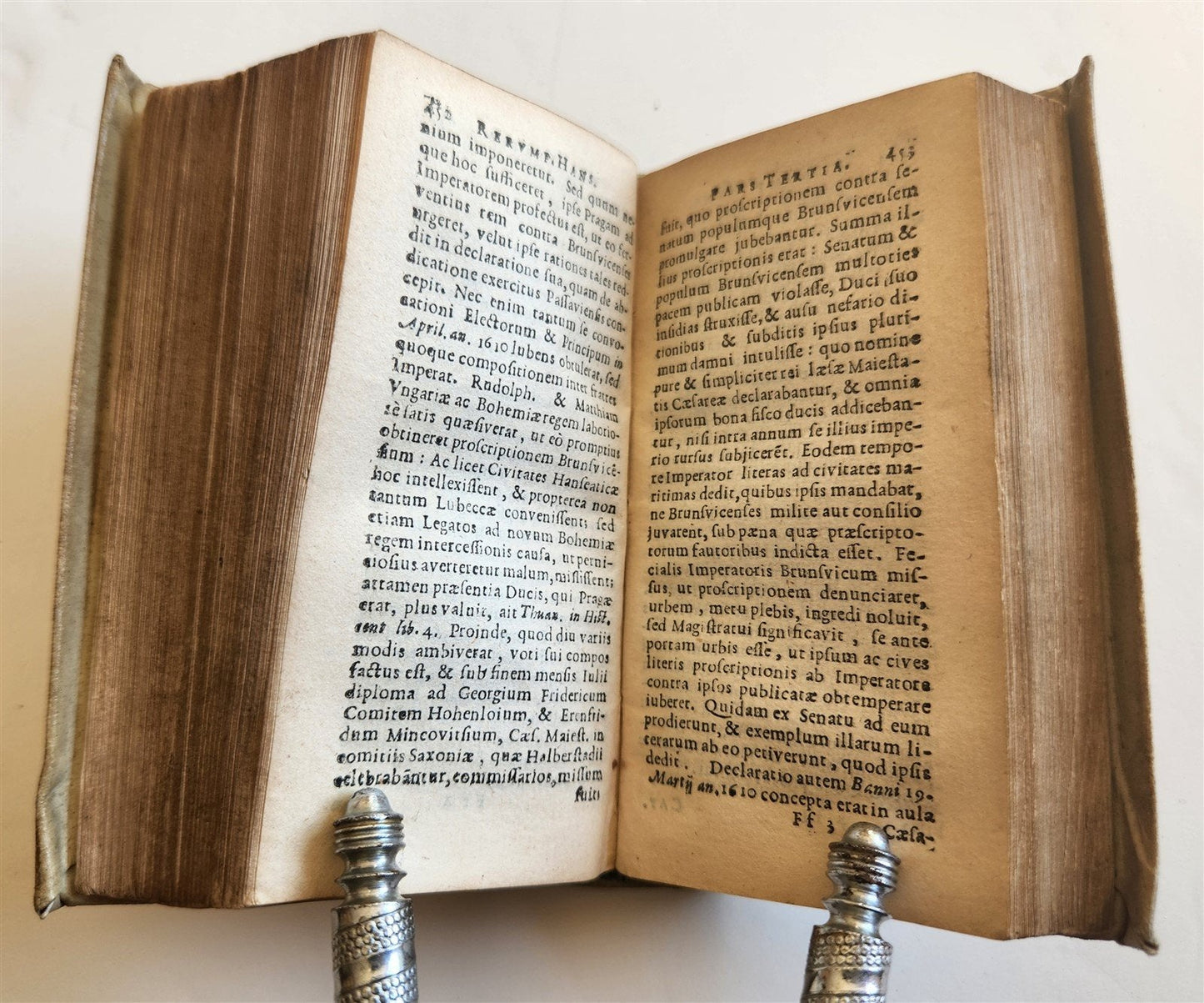 1631 DE REBUS PUBLICIS HANSEATICIS antique VELLUM BOUND