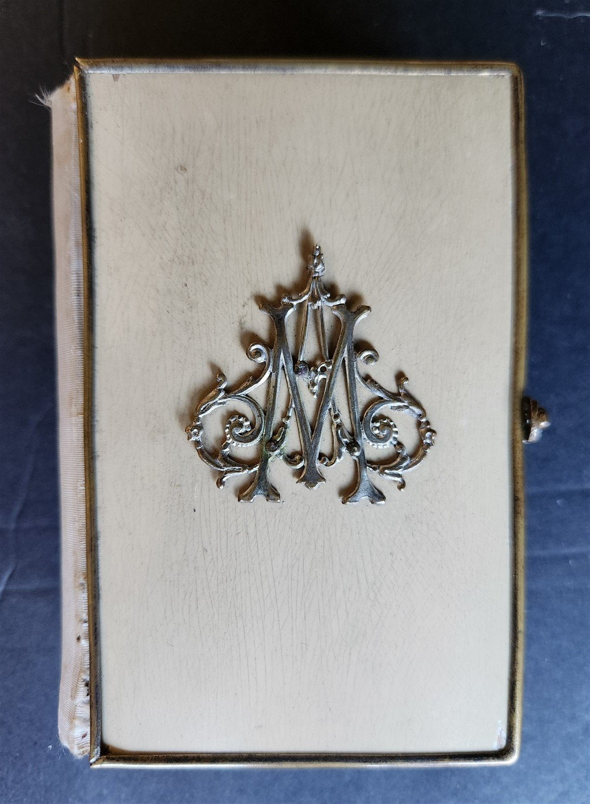 1879 PRAYER BOOK in FRENCH antique METAL DECORATED BINDING - PAROISSIEN ROMAIN