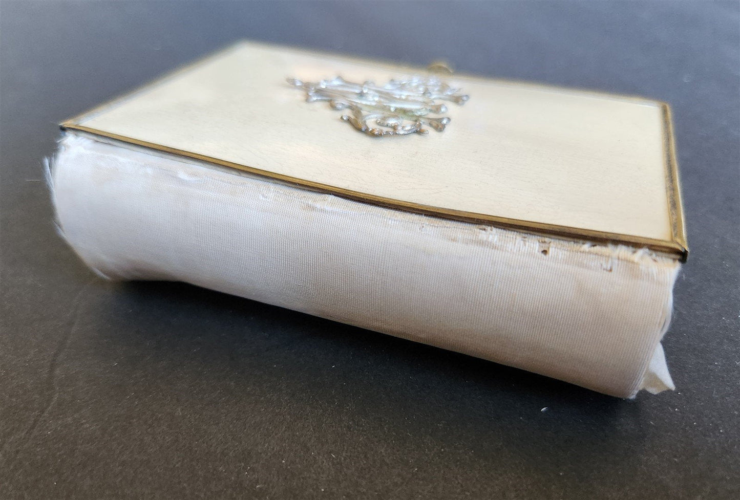 1879 PRAYER BOOK in FRENCH antique METAL DECORATED BINDING - PAROISSIEN ROMAIN