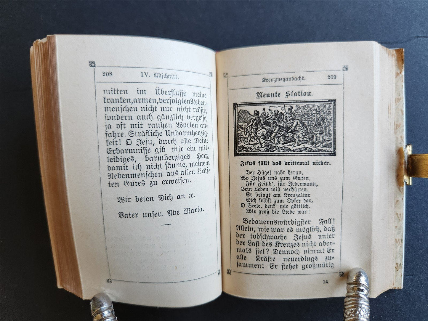1899 PRAYER BOOK in GERMAN antique NICE BINDING w/ APPLIED CROSS DECORATION