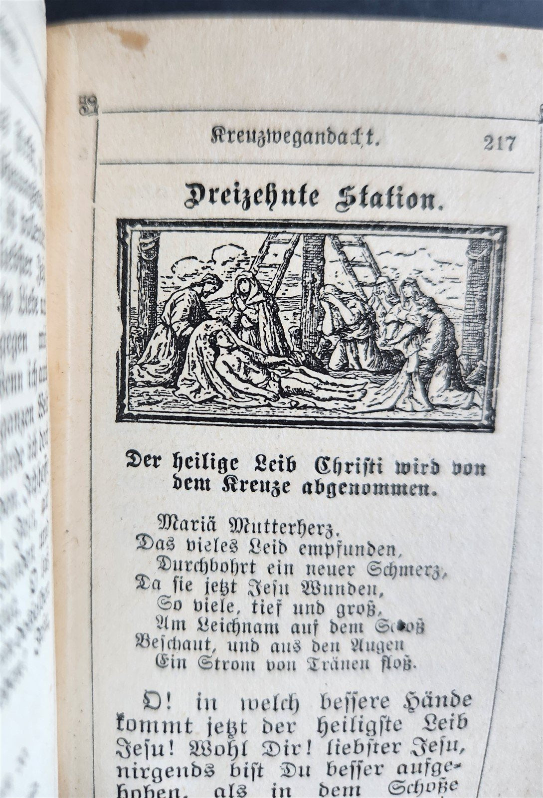 1899 PRAYER BOOK in GERMAN antique NICE BINDING w/ APPLIED CROSS DECORATION