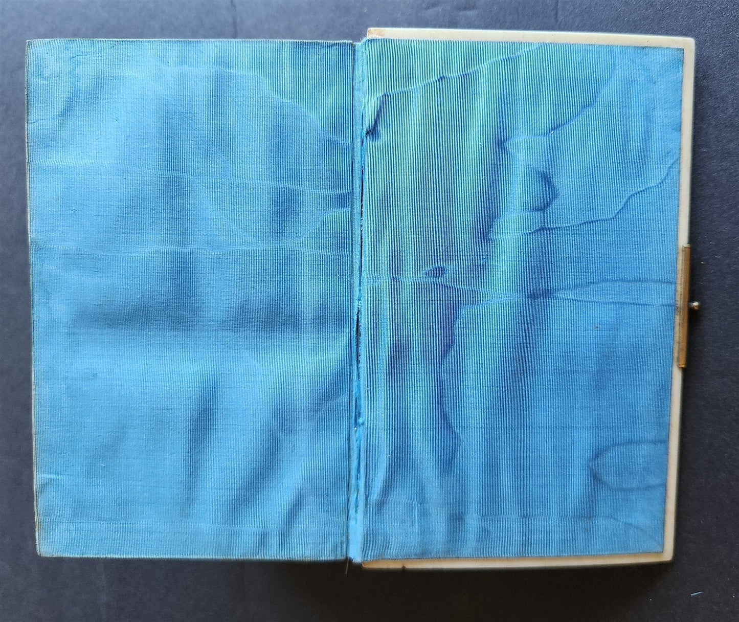 1890s COMMON PRAYER BOOK in ENGLISH antique NICE BINDING w/ APPLIED CROSS