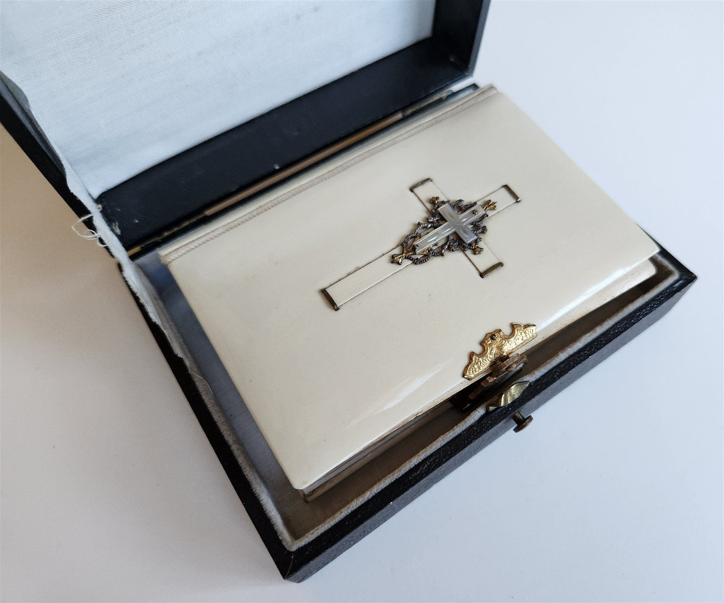 1890s DEVOTIONAL BOOK in GERMAN antique BINDING w/ APPLIED MOTHER OF PEARL CROSS