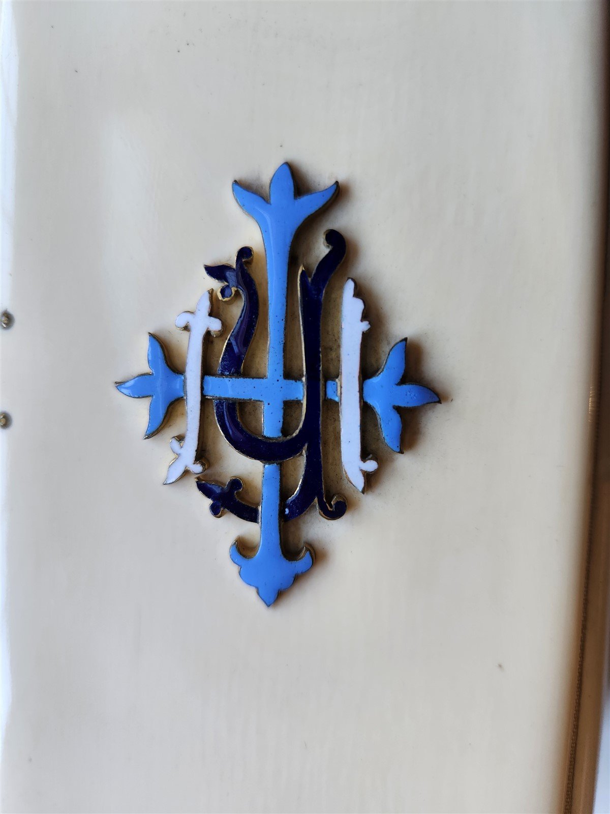 1880s THE BOOK OF COMMON PRAYER antique NICE BINDING w/ ENAMEL CROSS