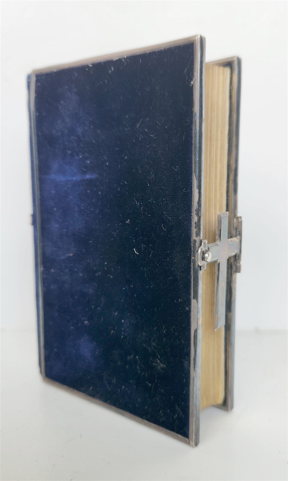 1880s PAROISSIEN ROMAIN antique BEAUTIFUL VELVET BINDING w/ SILVER CROSS CLASP