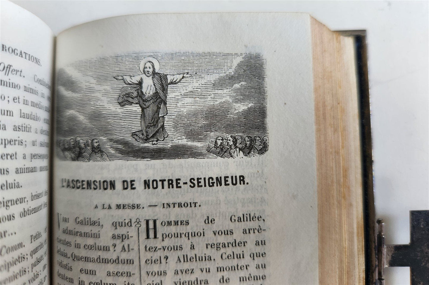 1880s PAROISSIEN ROMAIN antique BEAUTIFUL VELVET BINDING w/ SILVER CROSS CLASP