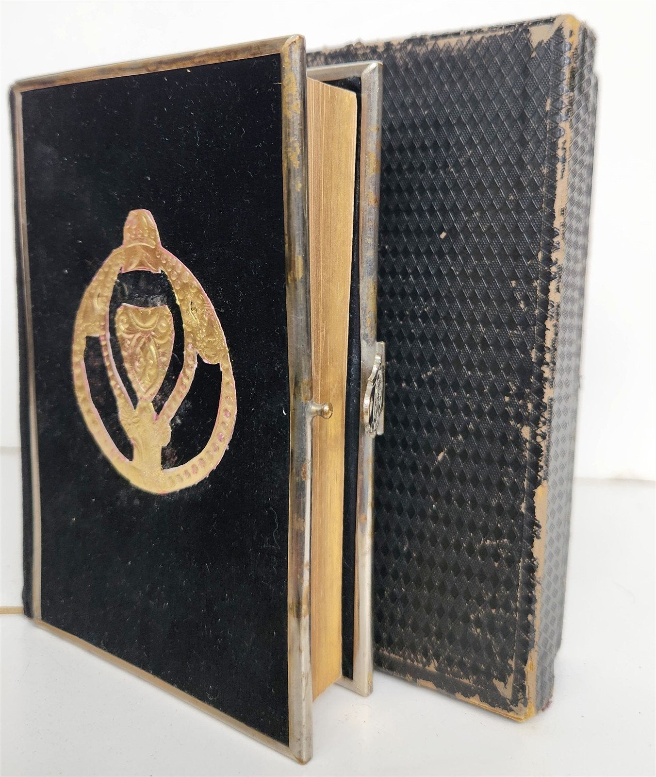 1902 HYMNAL in GERMAN antique DECORATIVE VELVET BINDING w/ METAL EDGES