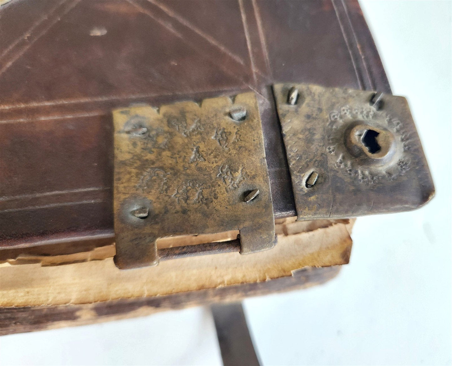 1608 BIBLE in ENGLISH antique THE NEW TESTAMENT OF OUR LORD JESUS CHRIST