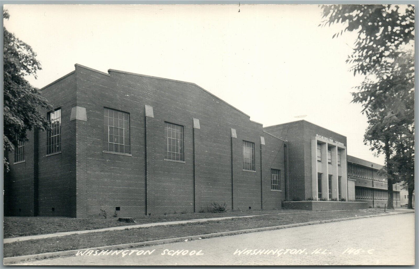 WASHINGTON IL SCHOOL VINTAGE REAL PHOTO POSTCARD RPPC