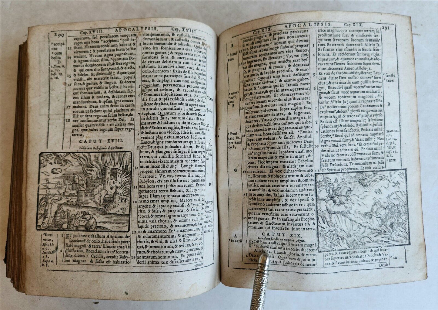 1602 BIBLE in LATIN ILLUSTRATED w/ MAP & NUMEROUS WOODCUTS antique