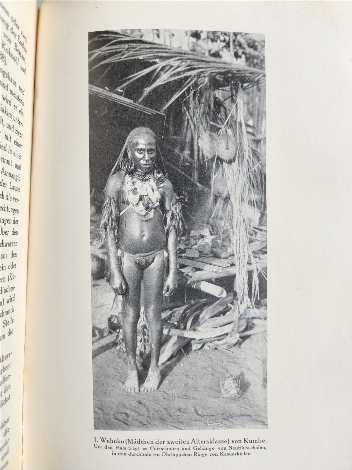 1928 DEMONS & SAVAGES in NEW GUINEA in GERMAN ILLUSTRATED ANTIQUE