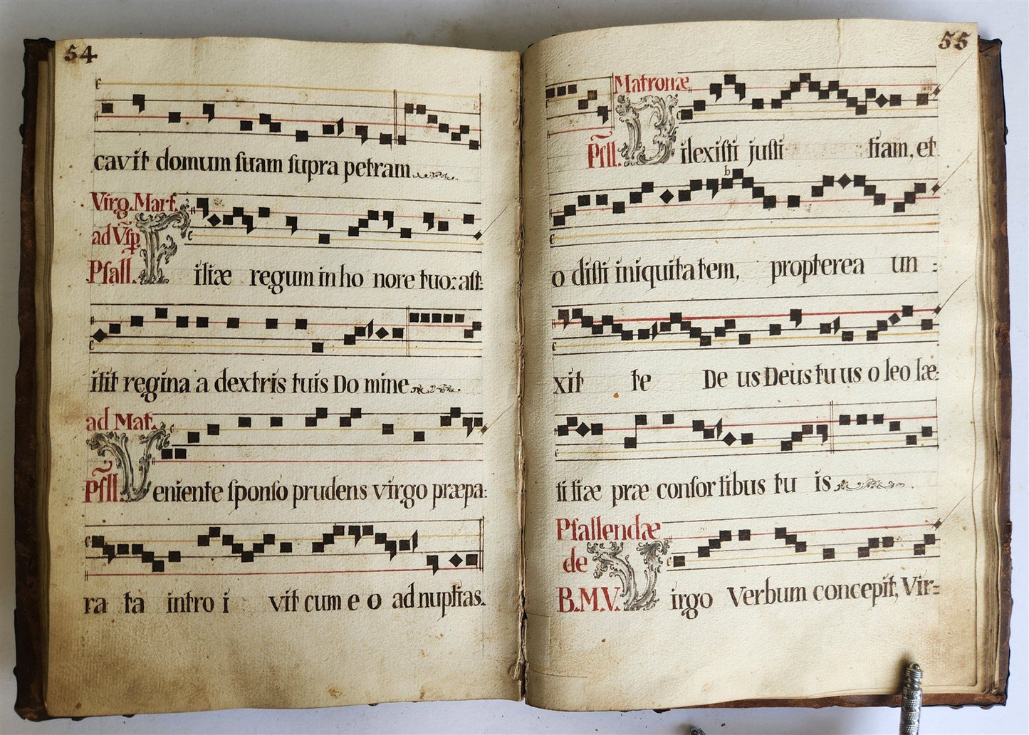 16-17th CENTURY ANTIPHONARY MANUSCRIPT antique FOLIO 92 pp. AMAZING BINDING