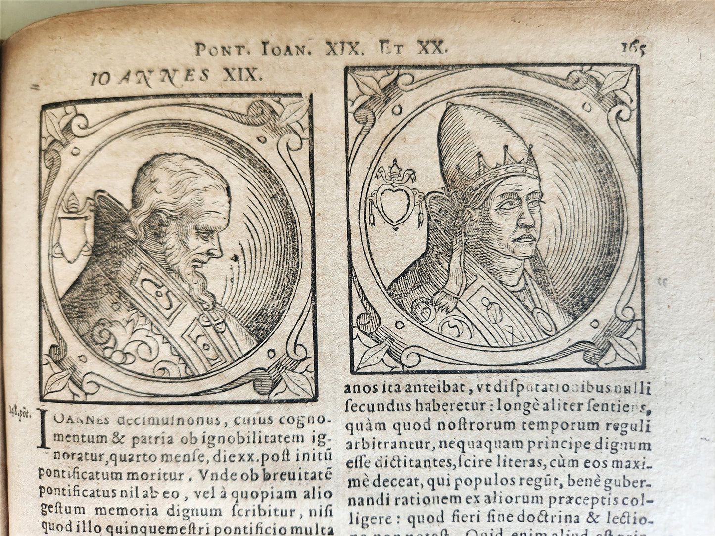 1600 De Vitis Pontificum Romanorum antique FULLY ILLUSTRATED 16th CENTURY