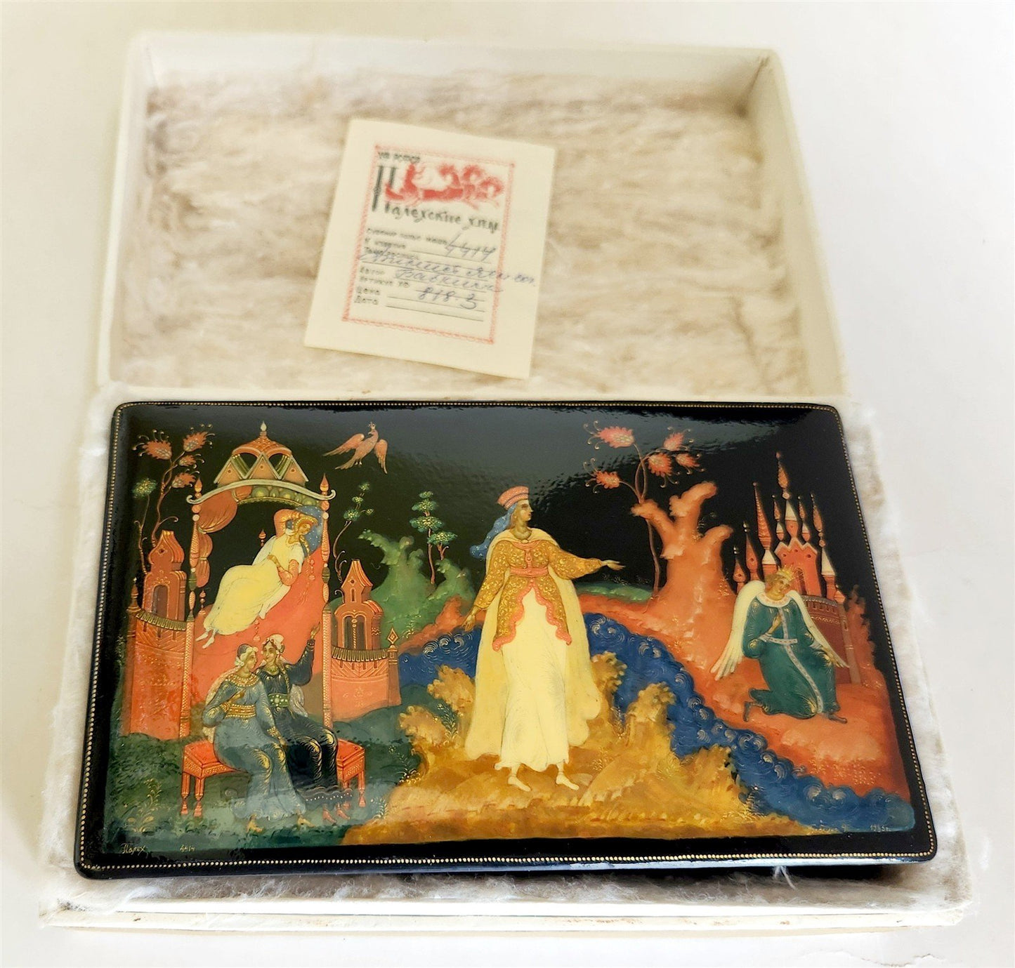 RUSSIAN PALEKH SCHOOL HANDPAINTED LACQUER BOX BRIGHT FALCON vintage HIGH QUALITY