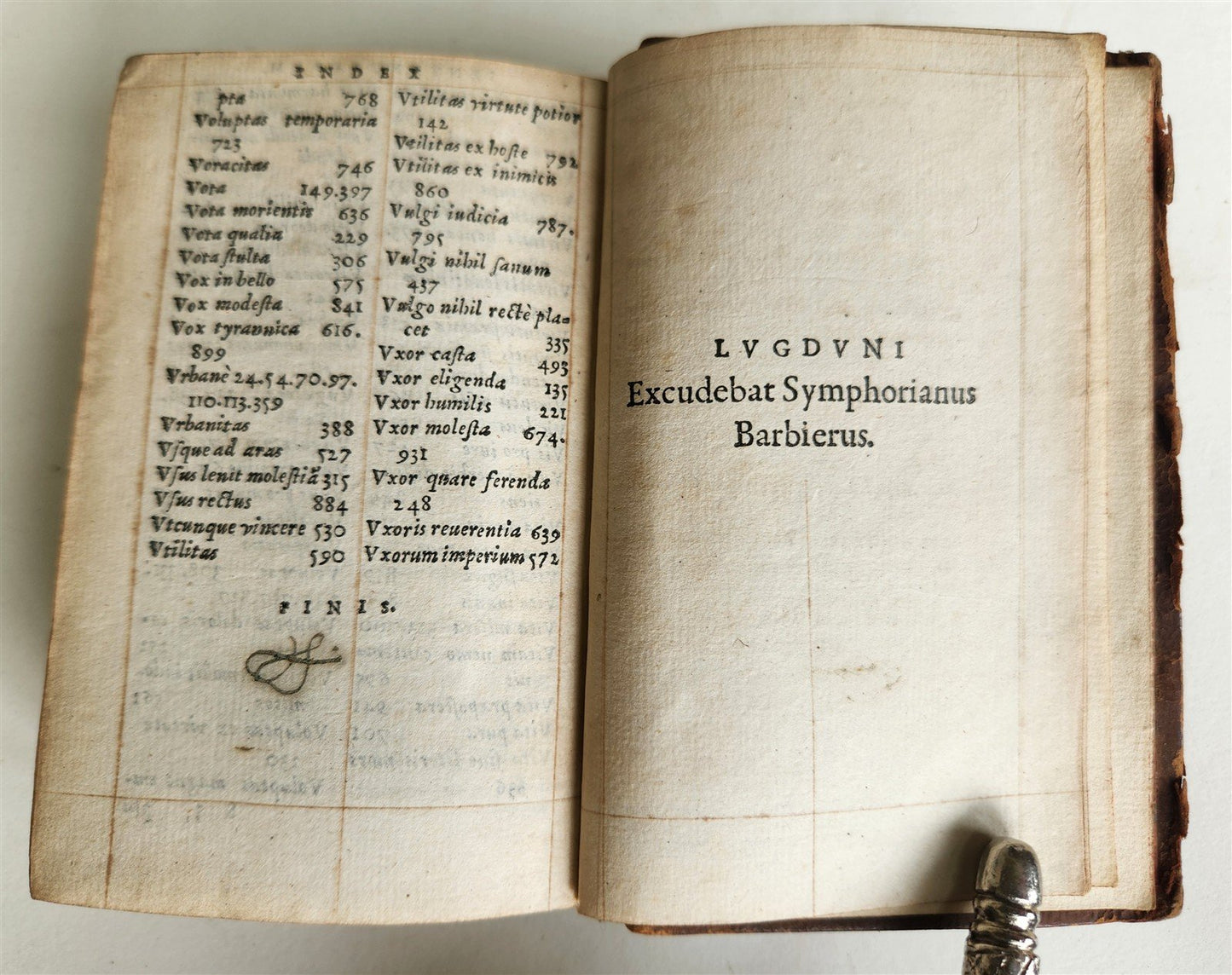1560 APOPHTHEGMATA by ERASMUS antique 16th century