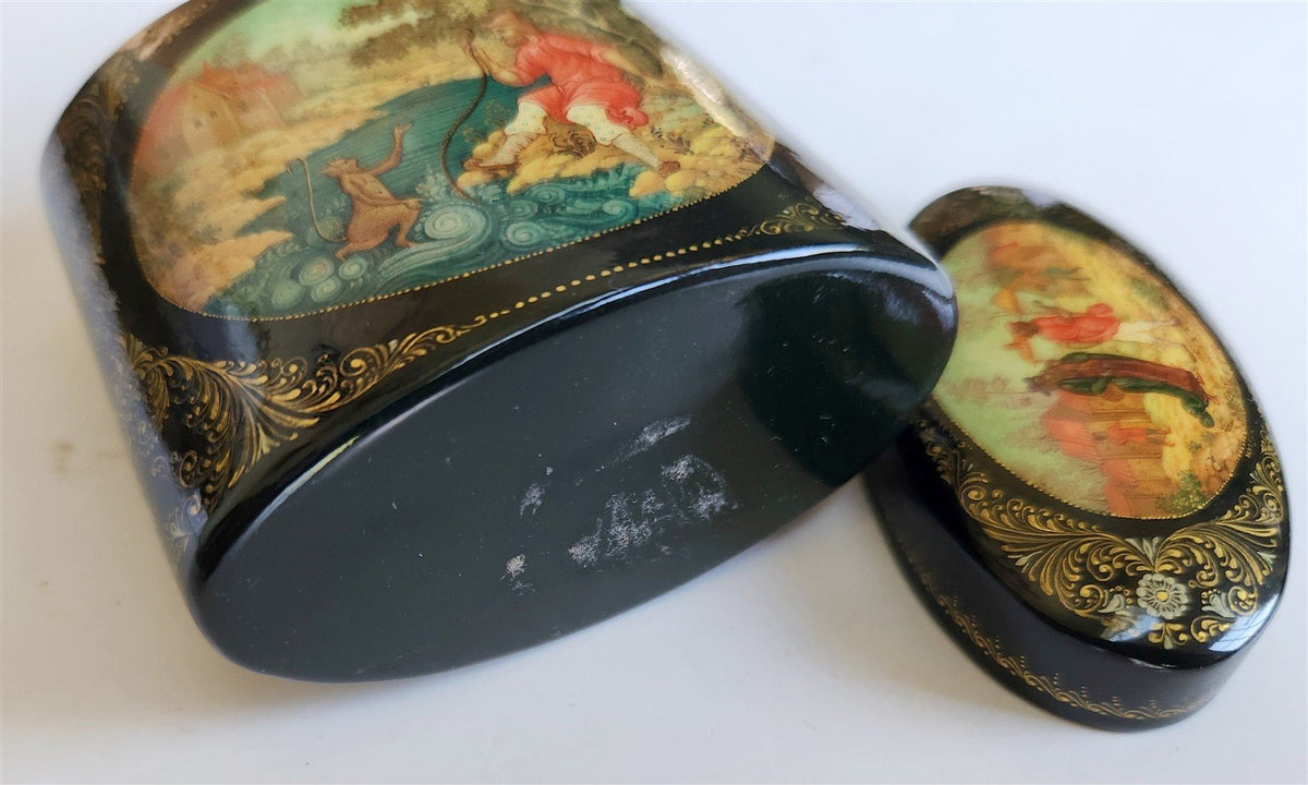 RUSSIAN MSTERA SCHOOL HIGH QUALITY LACQUER BOX Priest & his Workman Balda